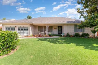 Sold home at 3521 NW 42nd Street