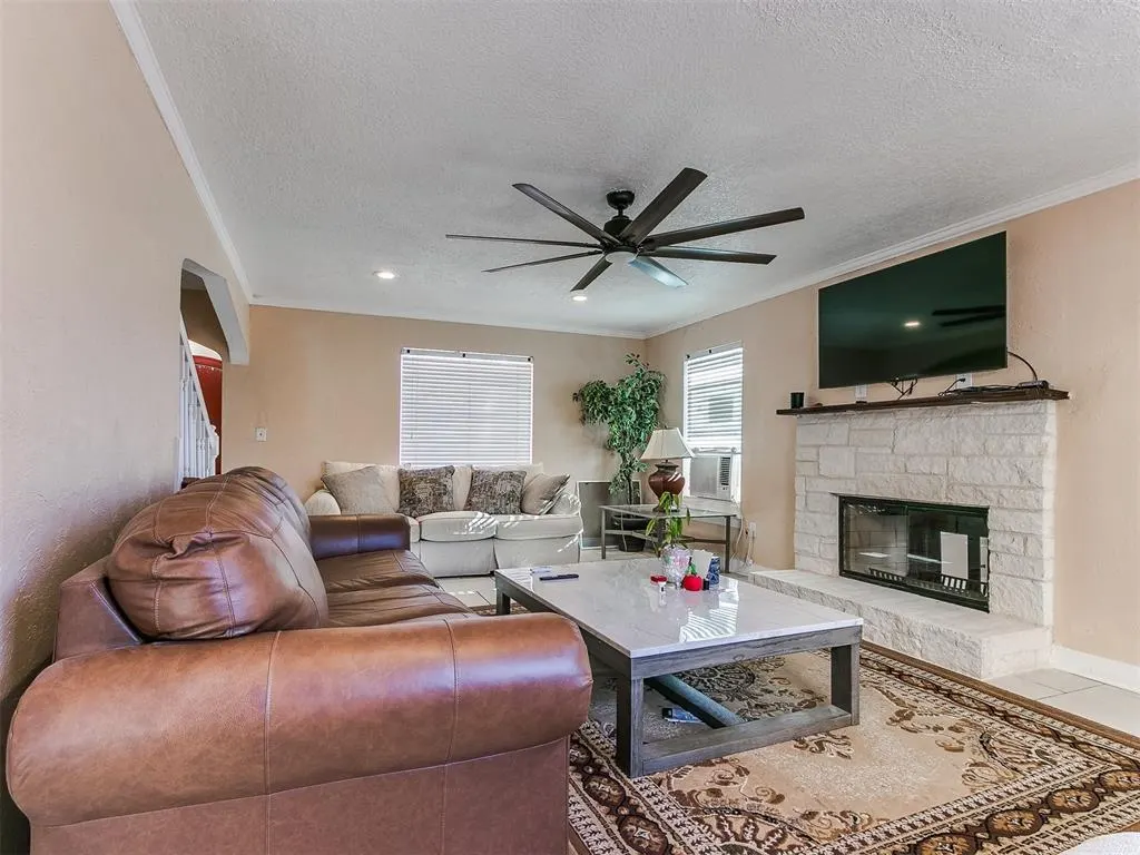 Photo 20 — 16 OAKWOOD Drive, Forest Park, OK 73121