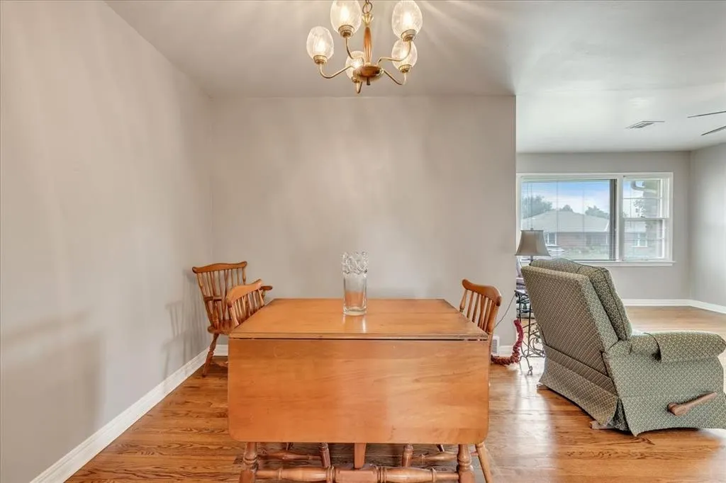Photo 9 — 422 NW 47th Street, Oklahoma City, OK 73118