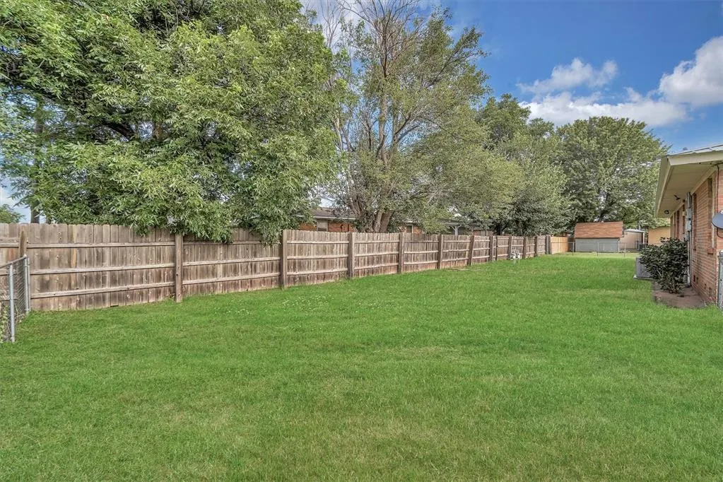 Photo 30 — 1905 N Oregon Avenue, Mangum, OK 73554