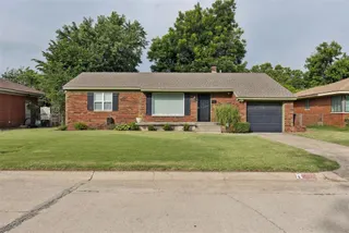 Sold home at 2109 N Warren Avenue