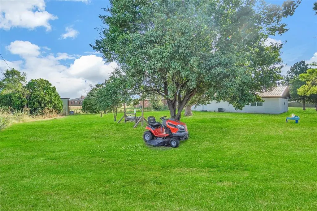 Photo 31 — 103 Western Sunset Trail, Snyder, OK 73566