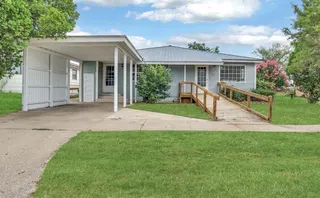 Sold home at 505 NW 5th Street