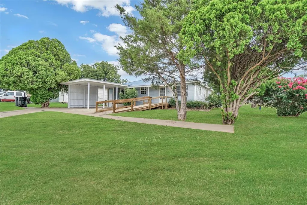 Photo 3 — 505 NW 5th Street, Tipton, OK 73570