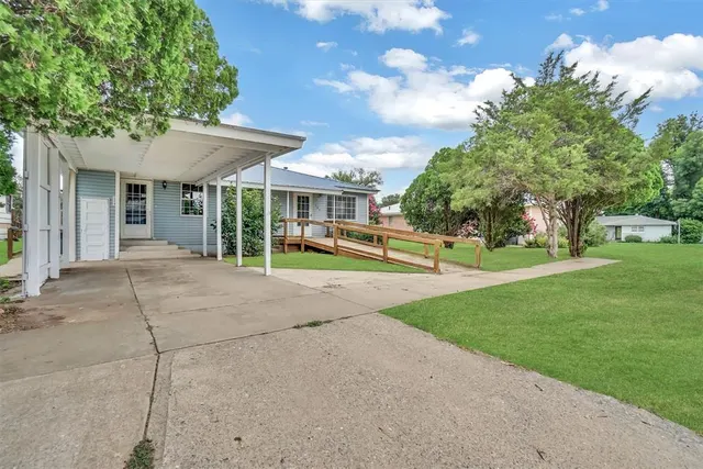 Photo 4 — 505 NW 5th Street, Tipton, OK 73570