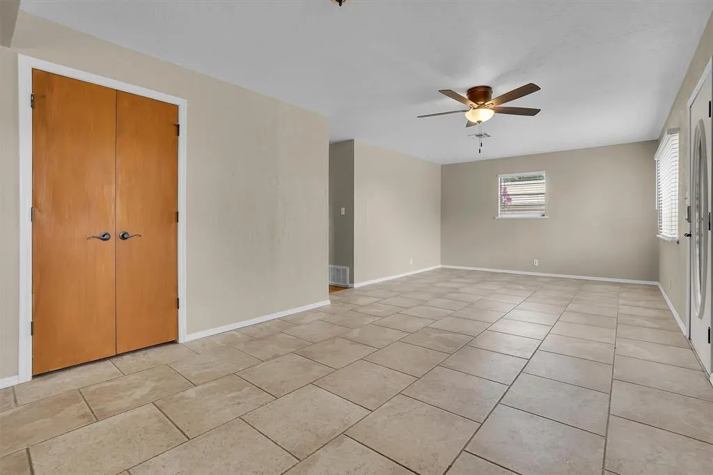 Photo 6 — 505 NW 5th Street, Tipton, OK 73570