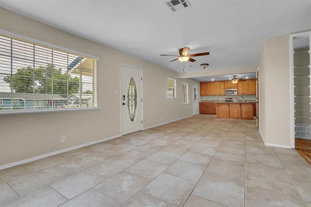 Photo 8 — 505 NW 5th Street, Tipton, OK 73570