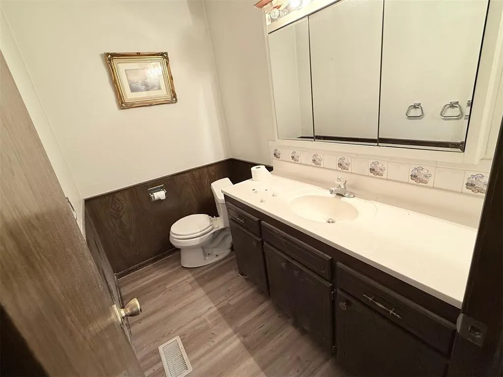 Photo 11 — 10009 N Lark Road, Weatherford, OK 73096