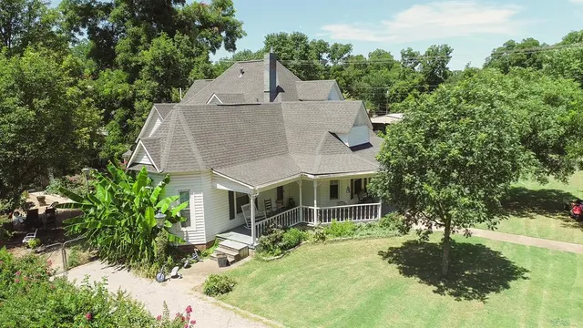 Photo 3 — 511 N Oak Street, Pauls Valley, OK 73075
