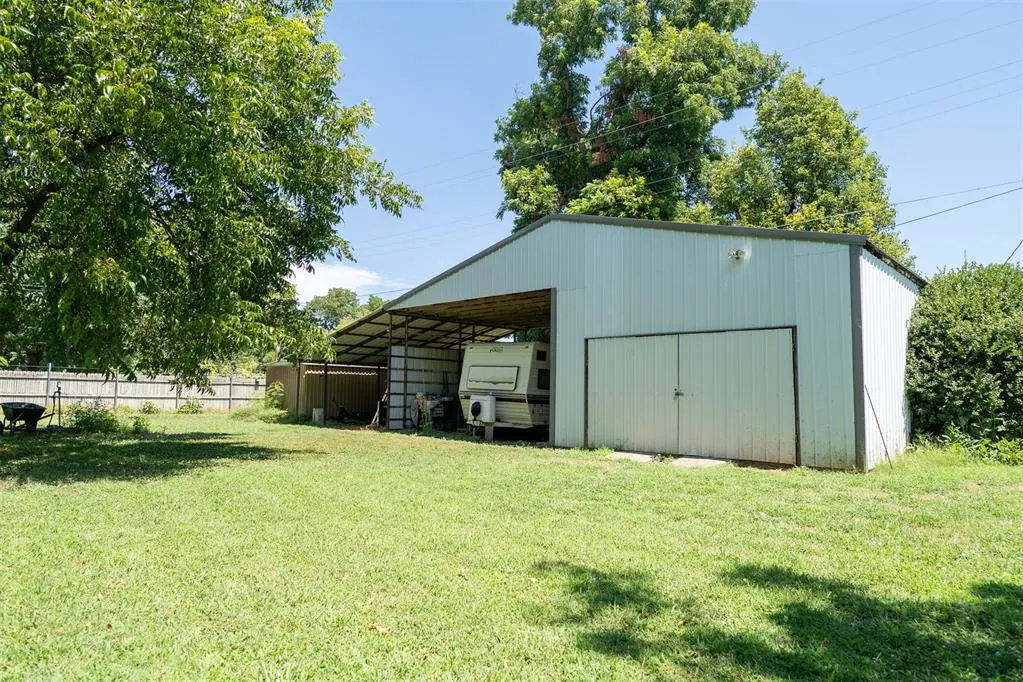 Photo 29 — 511 N Oak Street, Pauls Valley, OK 73075