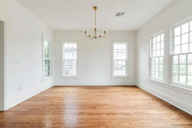 Photo 3 — 826 NE 18th Street, Oklahoma City, OK 73105
