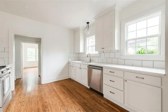 Photo 4 — 826 NE 18th Street, Oklahoma City, OK 73105