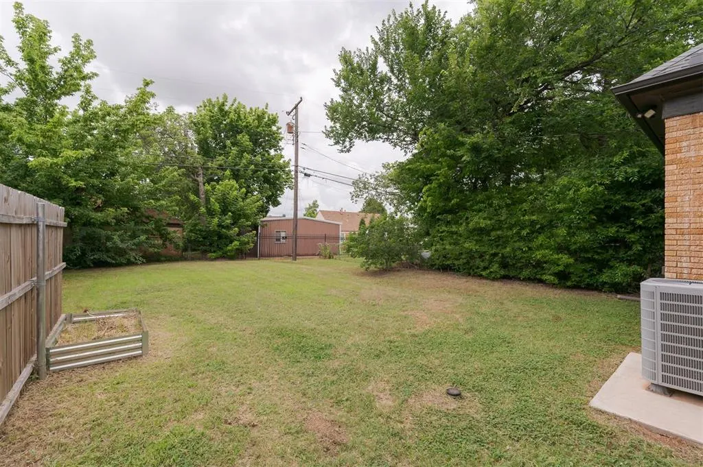 Photo 40 — 826 NE 18th Street, Oklahoma City, OK 73105