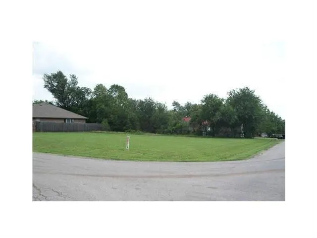 Photo 2 — NE 70 Street, Oklahoma City, OK 73105