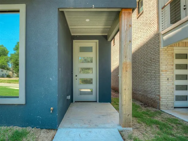Photo 5 — 1302 NW 11th Street, Oklahoma City, OK 73106