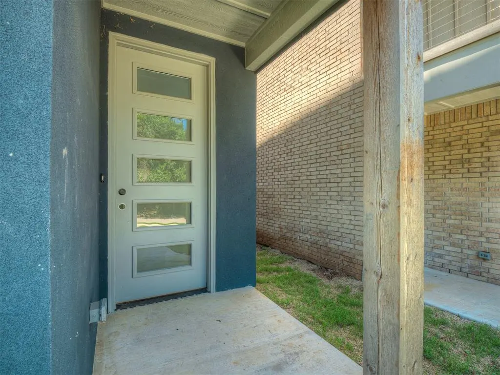 Photo 6 — 1302 NW 11th Street, Oklahoma City, OK 73106