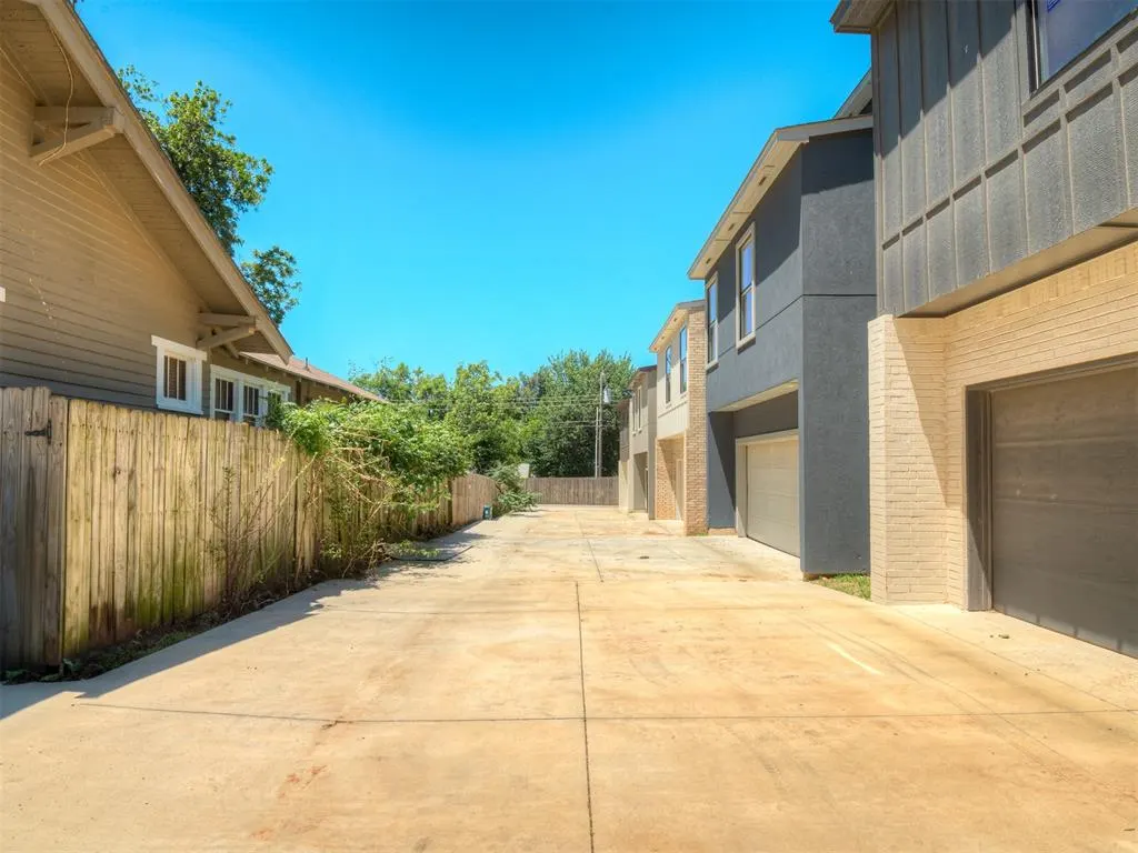 Photo 9 — 1302 NW 11th Street, Oklahoma City, OK 73106