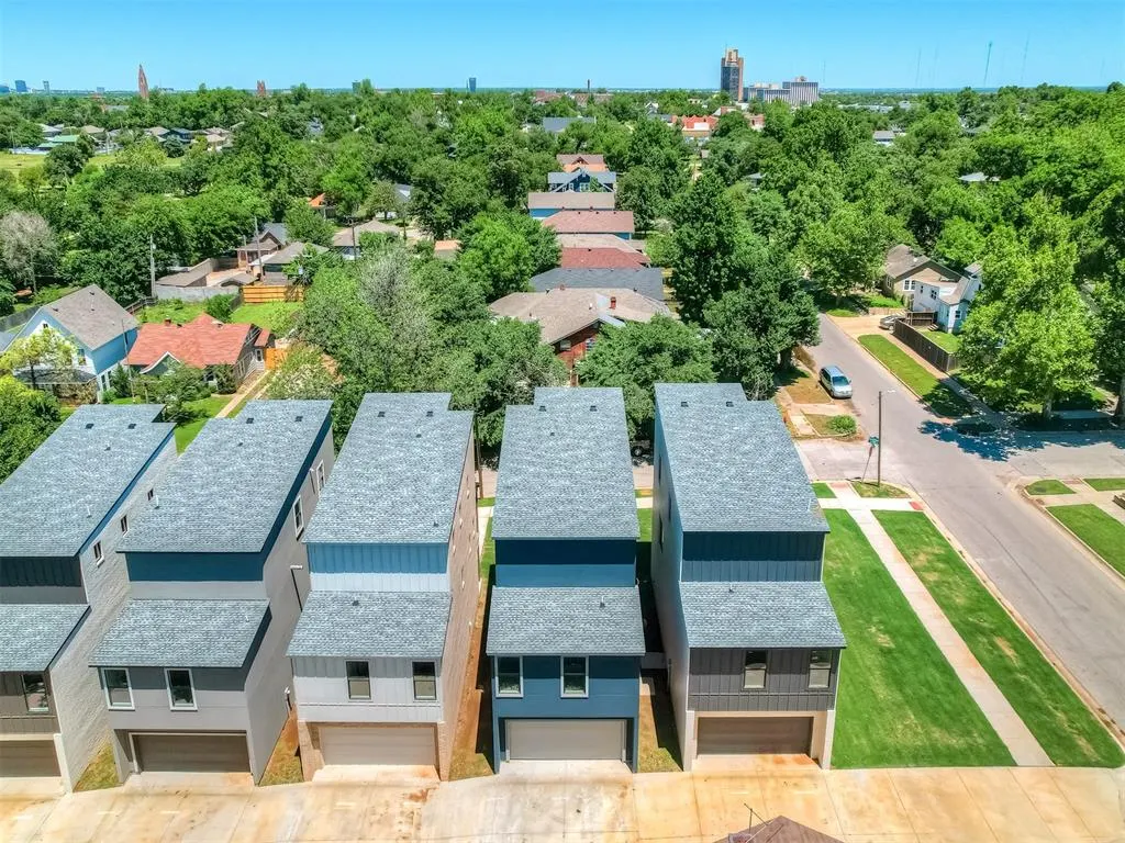 Photo 12 — 1302 NW 11th Street, Oklahoma City, OK 73106