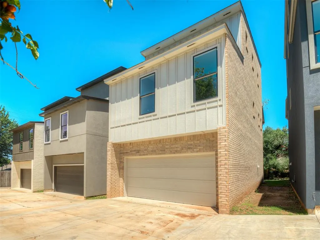 Photo 10 — 1304 NW 11th Street, Oklahoma City, OK 73106