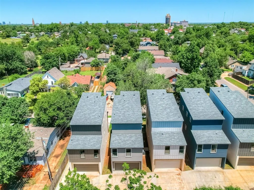 Photo 11 — 1306 NW 11th Street, Oklahoma City, OK 73106