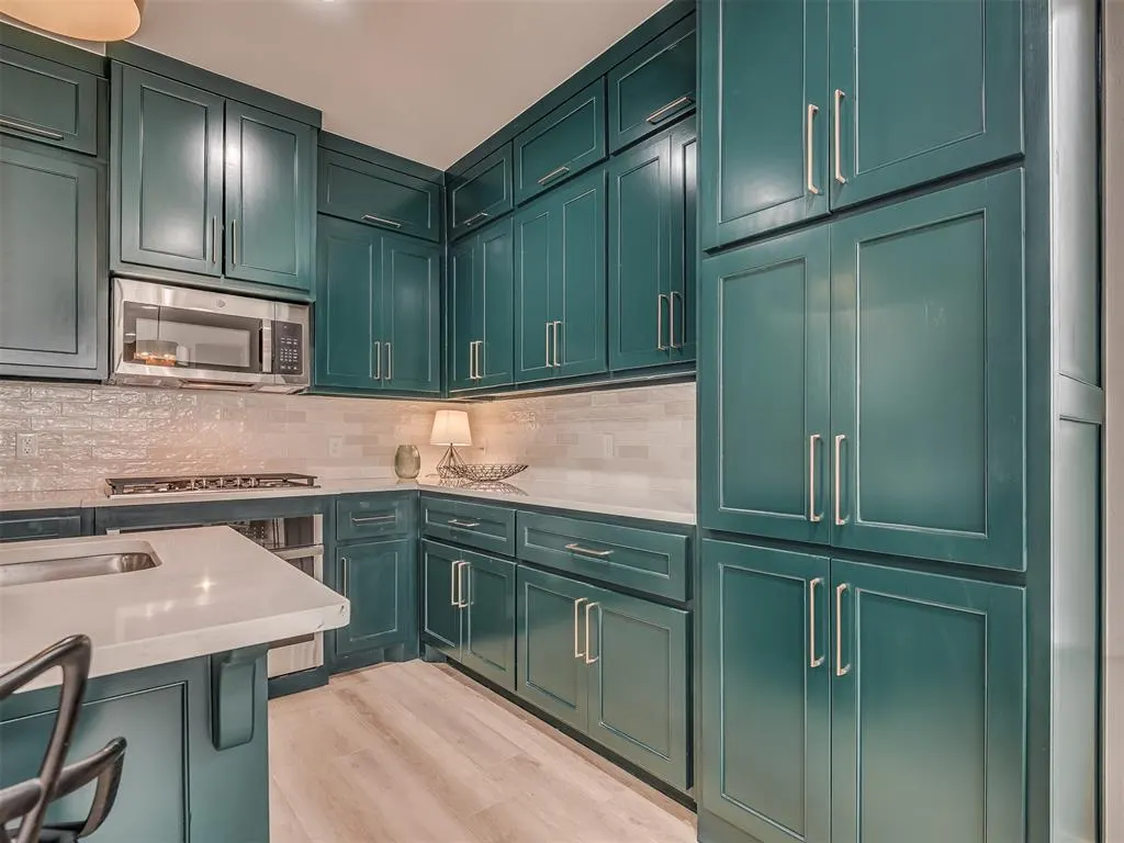 Photo 12 — 1308 NW 11th Street, Oklahoma City, OK 73106