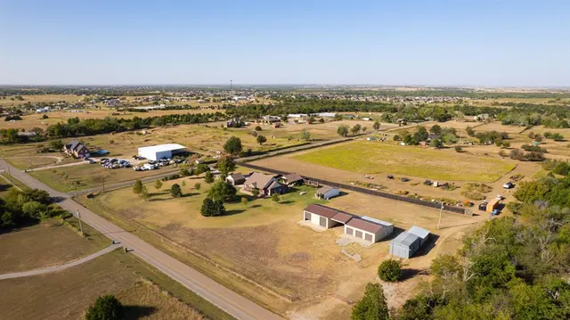 Photo 4 — 11075 S Western Avenue, Edmond, OK 73025