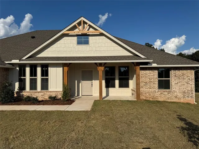 Photo 2 — 2676 Pistache Way, Newcastle, OK 73065