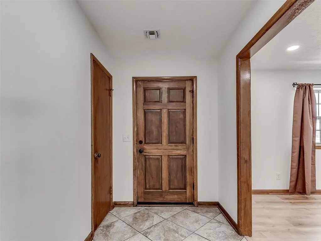 Photo 4 — 4325 NW 44th Street, Oklahoma City, OK 73112