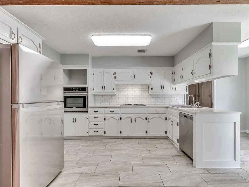 Photo 15 — 4325 NW 44th Street, Oklahoma City, OK 73112