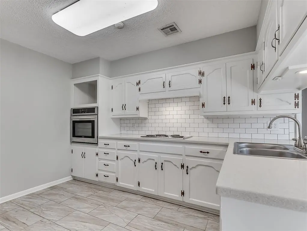 Photo 19 — 4325 NW 44th Street, Oklahoma City, OK 73112
