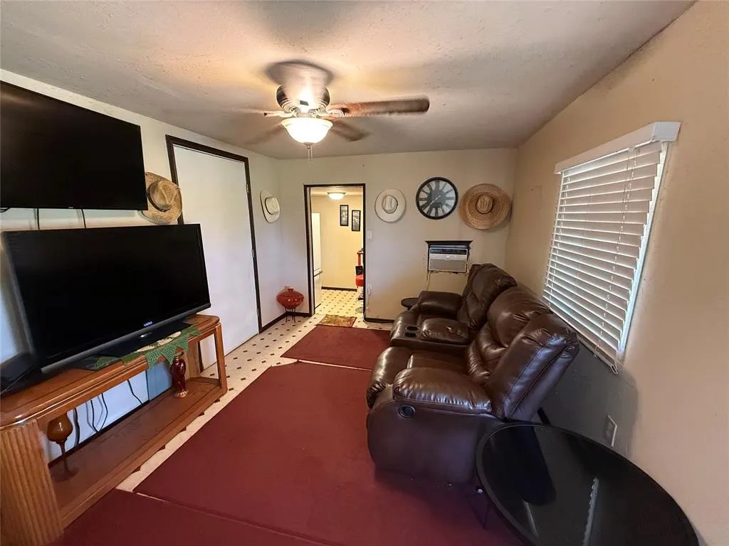 Photo 5 — 194th Street, Lindsay, OK 73052