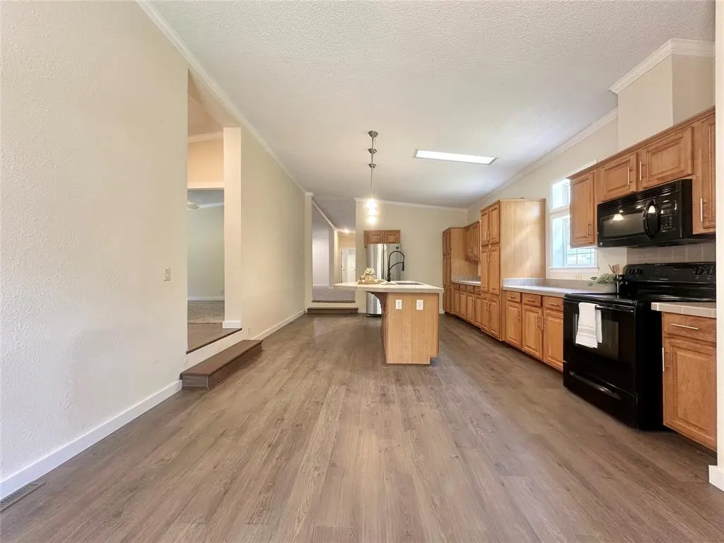 Photo 13 — 34650 Sunset Oaks Drive, Tecumseh, OK 74873