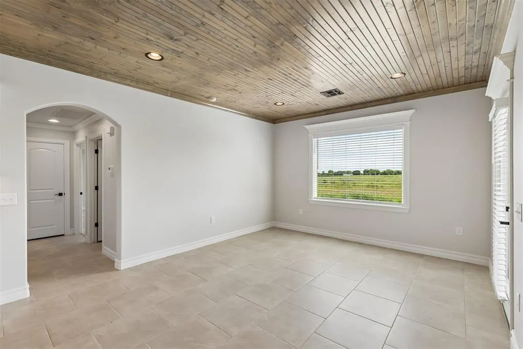 Photo 16 — 1152 Trunci Way, Newcastle, OK 73065