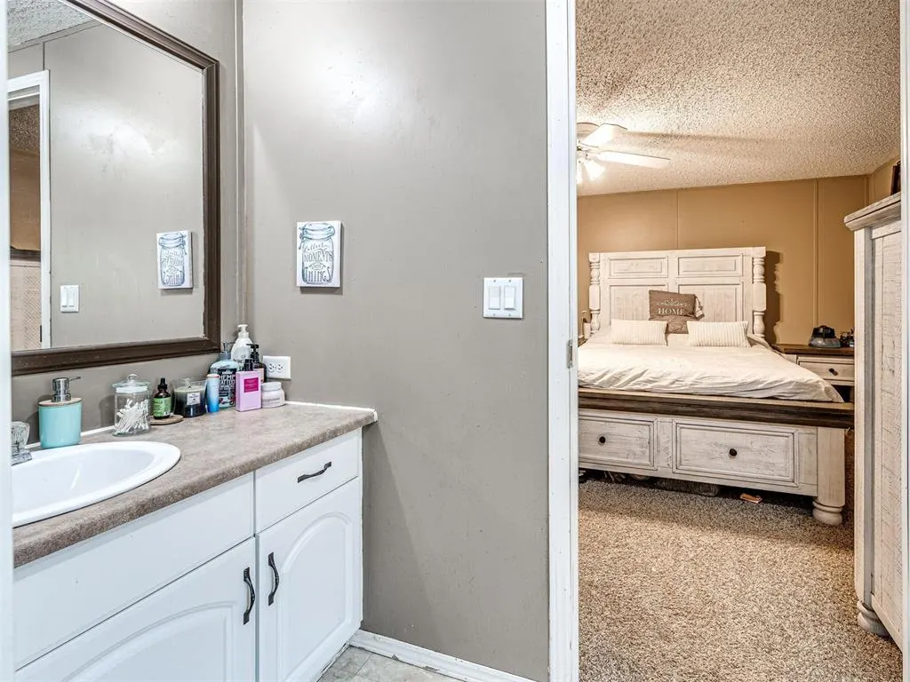 Photo 14 — 15251 E Waterloo Road, Arcadia, OK 73007