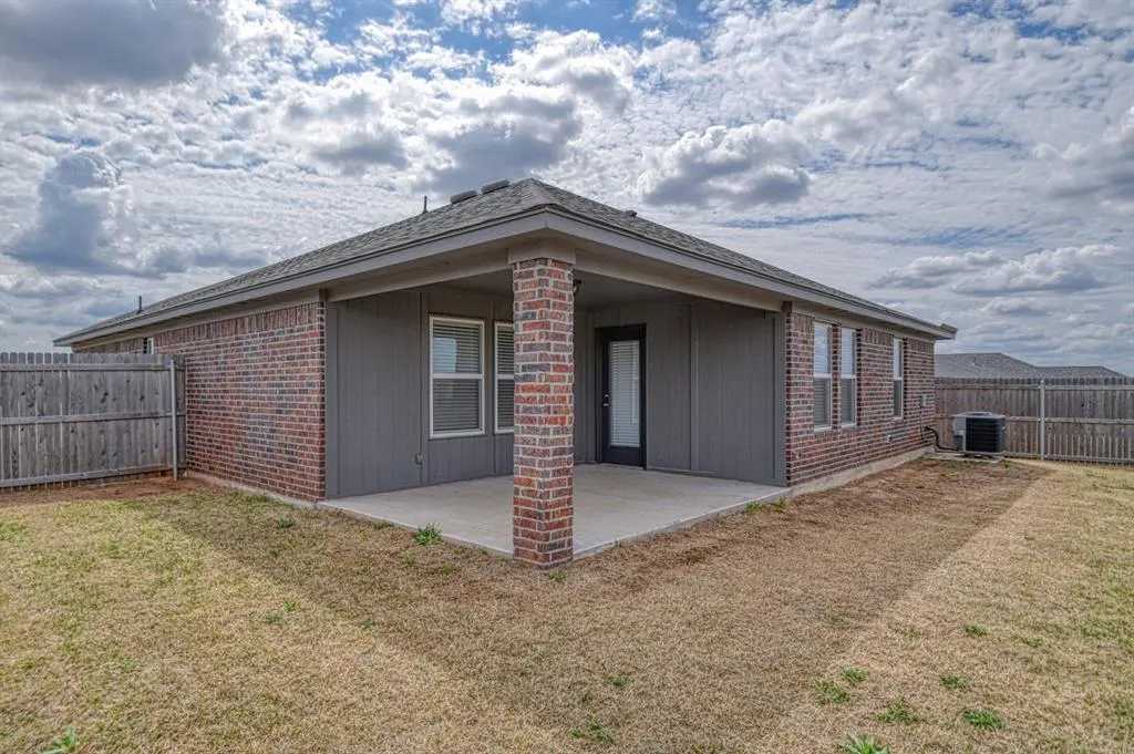 Photo 33 — 275 Jennifer Drive, Blanchard, OK 73010