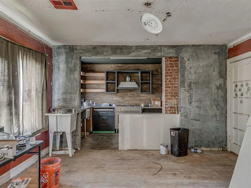 Photo 37 — 2769 NW 19th Street, Oklahoma City, OK 73107