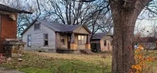 Sold home at 129 S Ocheese Avenue