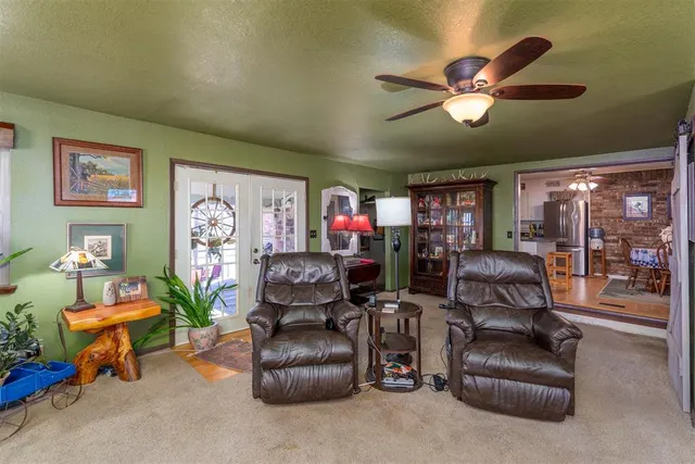 Photo 6 — 2104 E Columbia Street, Okemah, OK 74859