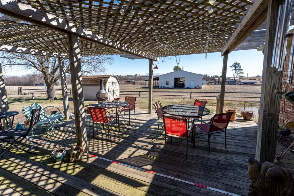 Photo 24 — 2104 E Columbia Street, Okemah, OK 74859