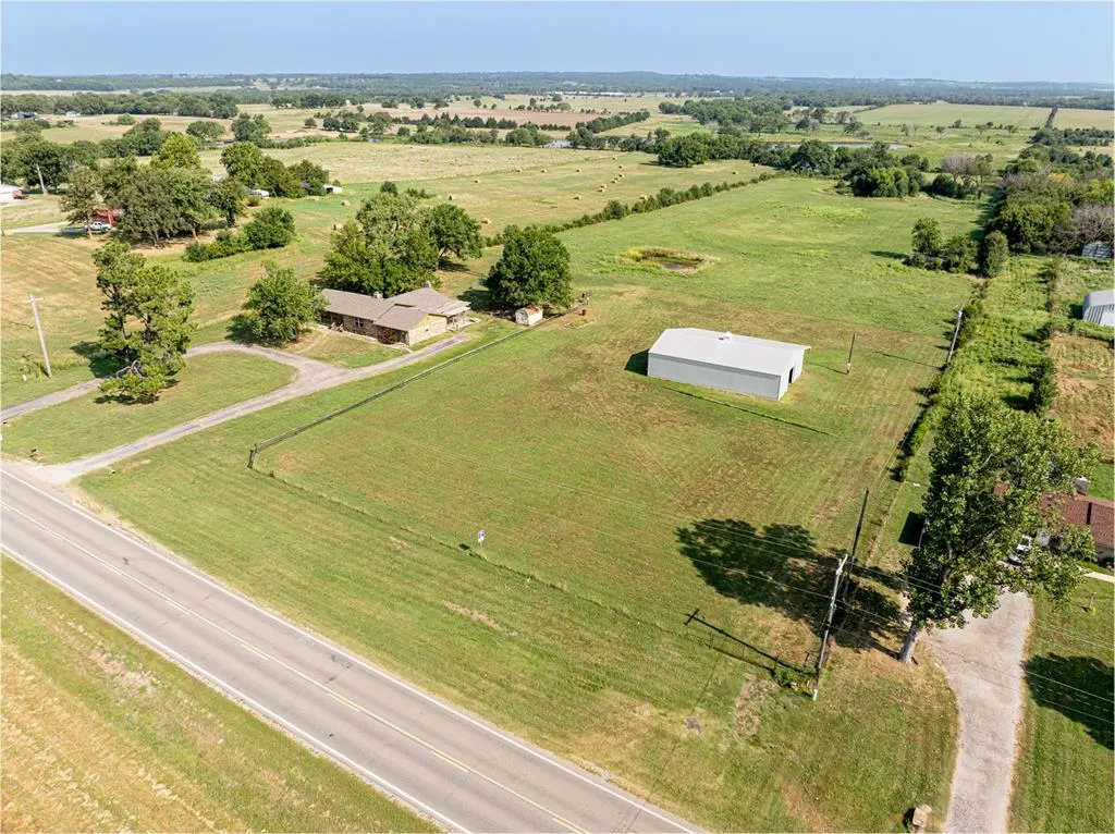 Photo 25 — 2104 E Columbia Street, Okemah, OK 74859