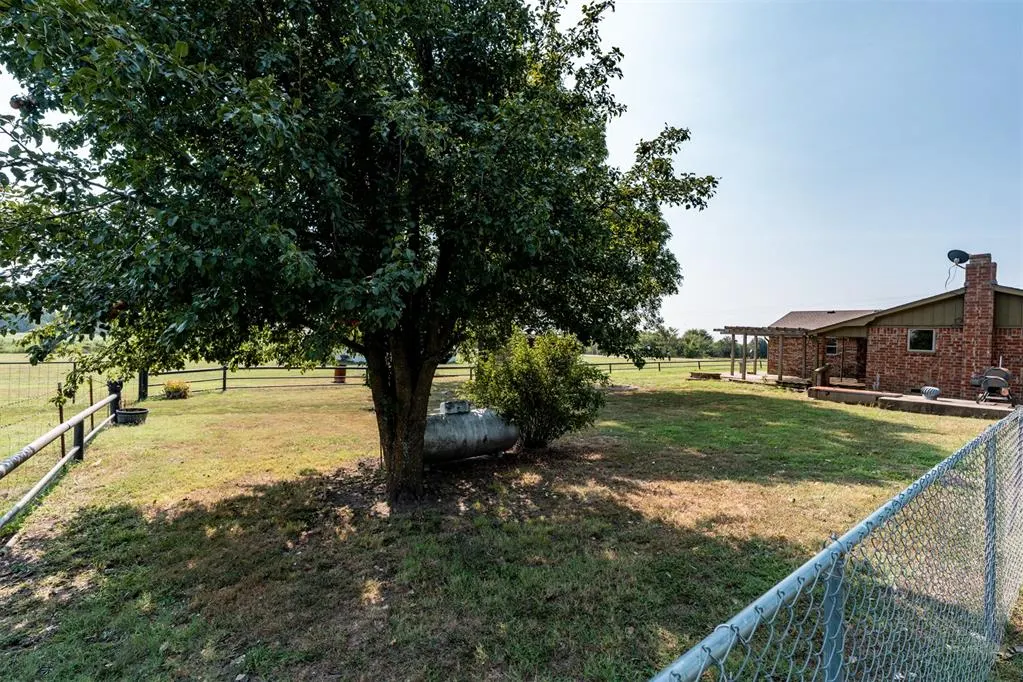 Photo 42 — 2104 E Columbia Street, Okemah, OK 74859