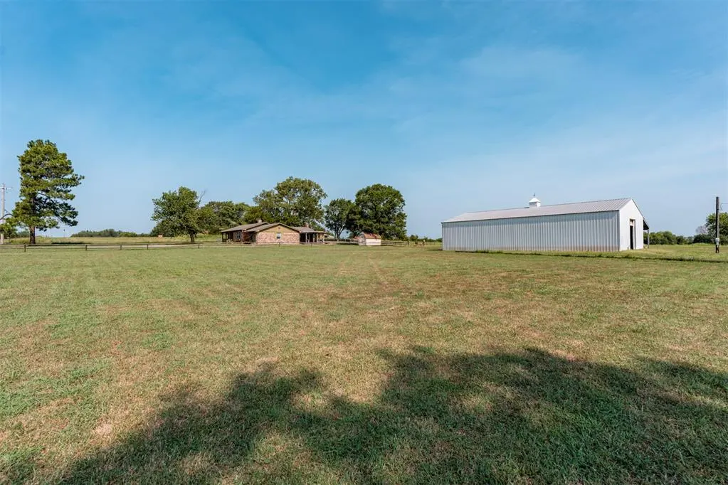 Photo 44 — 2104 E Columbia Street, Okemah, OK 74859