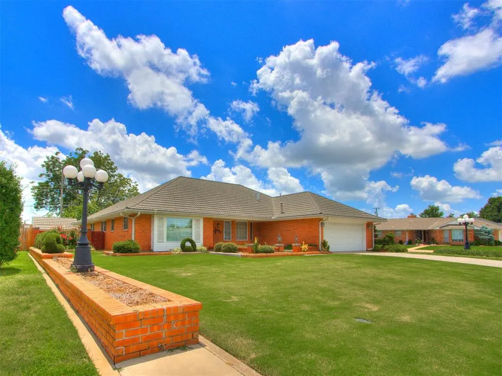 Front exterior — 1432 SW 71ST Street, Oklahoma City, OK 73159