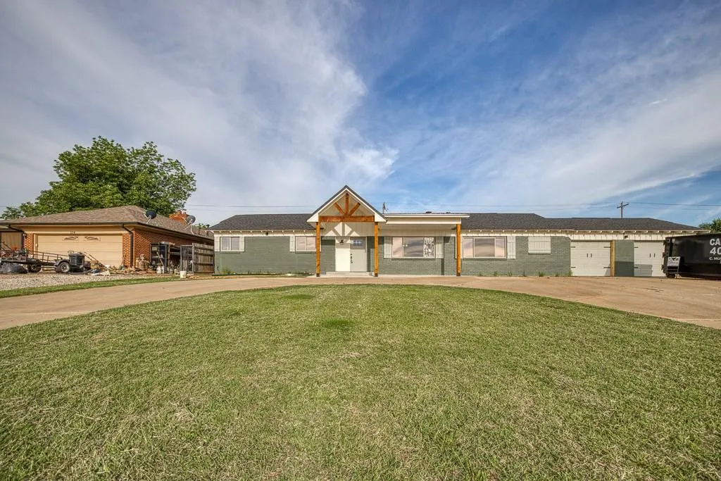Front exterior — 1212 S Main Street, Kingfisher, OK 73750