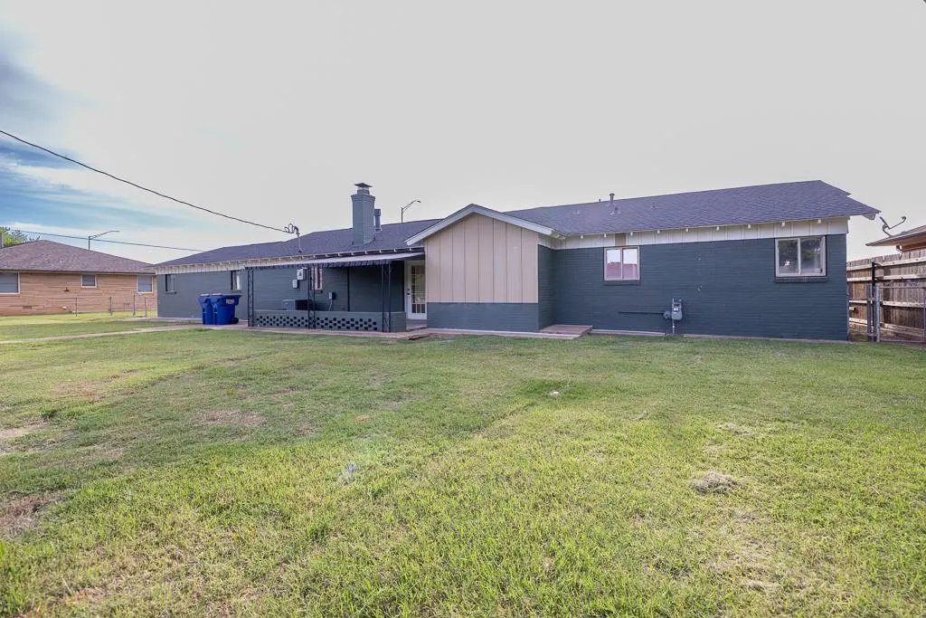 Photo 40 — 1212 S Main Street, Kingfisher, OK 73750