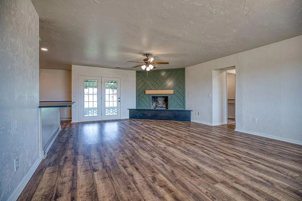 Photo 6 — 1212 S Main Street, Kingfisher, OK 73750