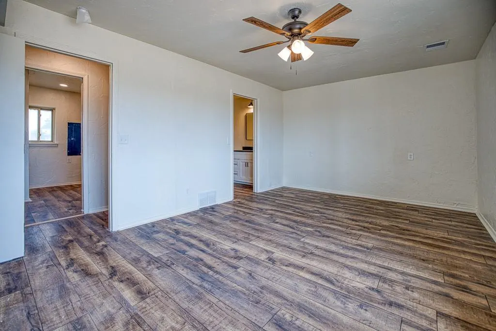 Photo 17 — 1212 S Main Street, Kingfisher, OK 73750