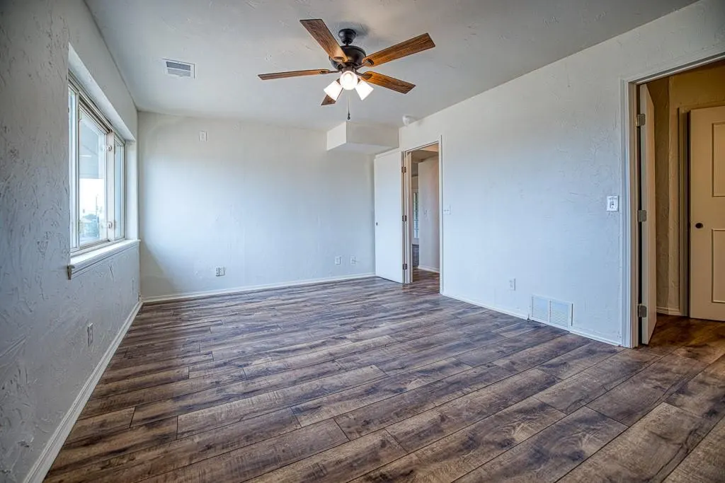 Photo 18 — 1212 S Main Street, Kingfisher, OK 73750