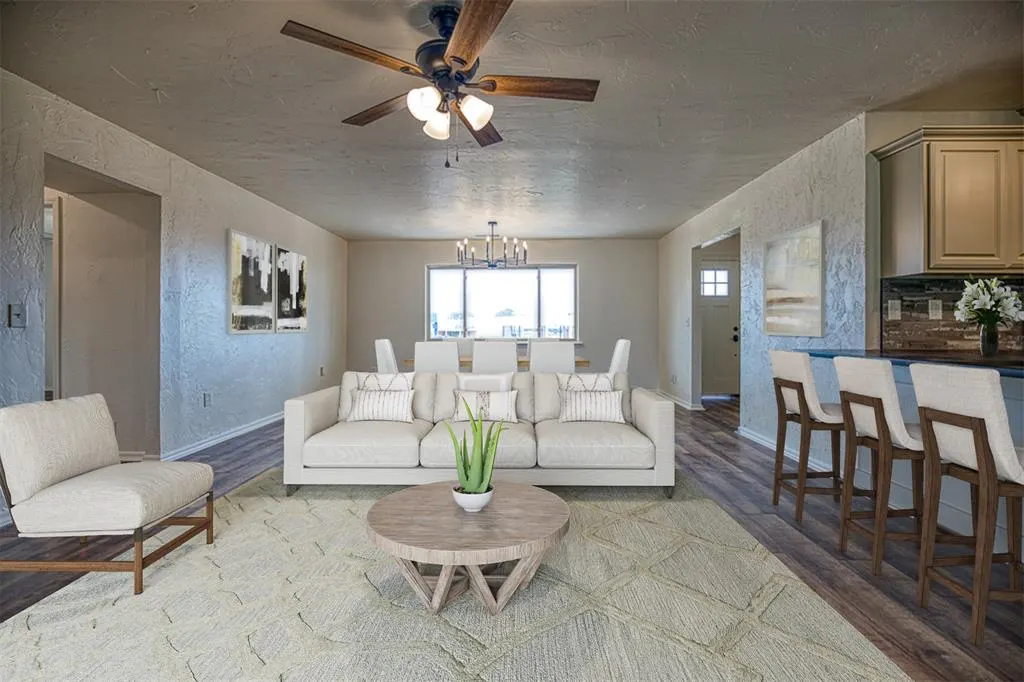 Photo 5 — 1212 S Main Street, Kingfisher, OK 73750