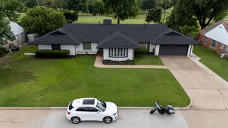 Sold home at 6301 S Country Club Drive